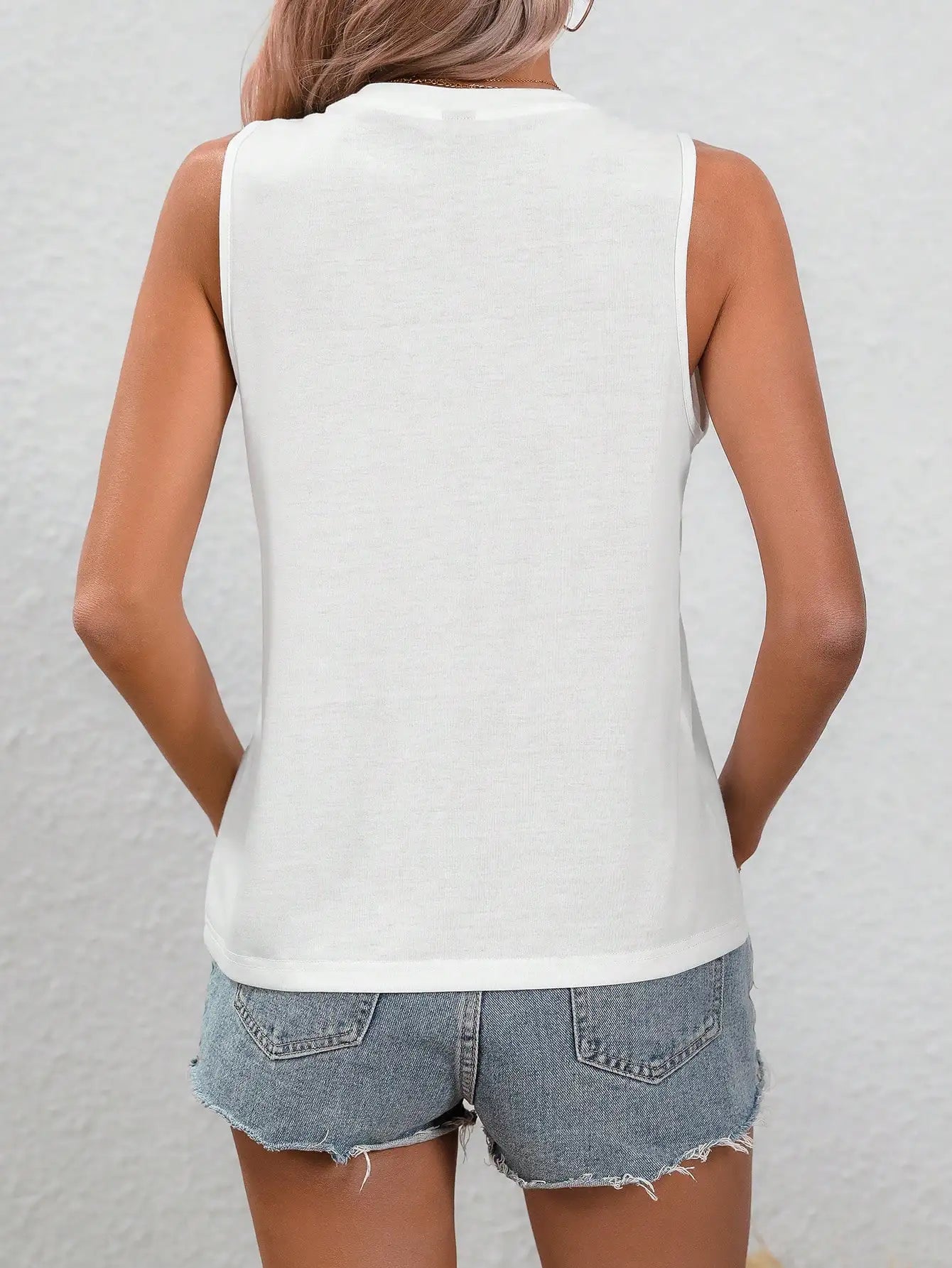 Female Summer Solid Color Retro Casual  women white Color Cotton linen Sleeveless Round Neck Soft And Breathable Top Vest